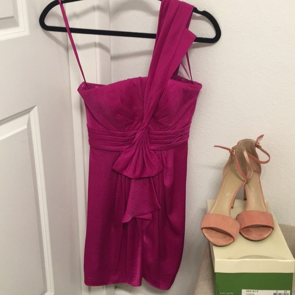 ✨ Moving sale 🚗- BCBG Maxazaria Hot Pink One Shoulder Palais Dress, 4 - Picture 5 of 11